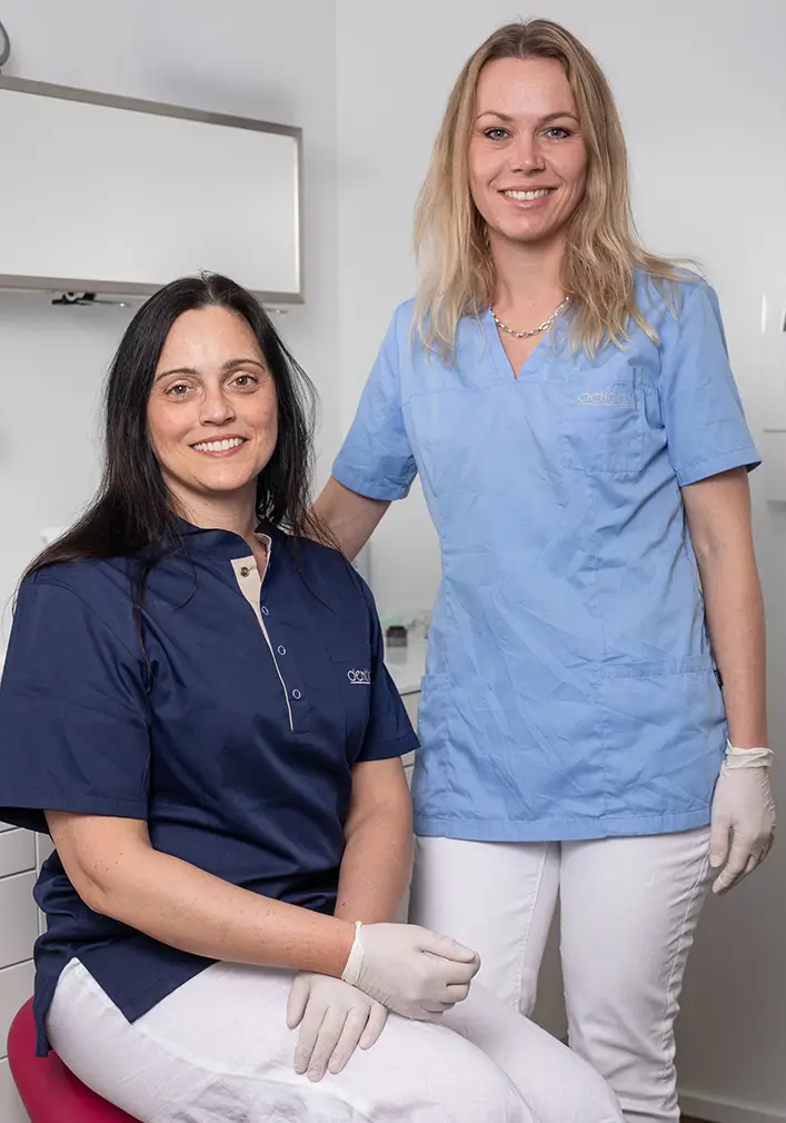 content-leistungen-kieferorthopaedie-team-desktop